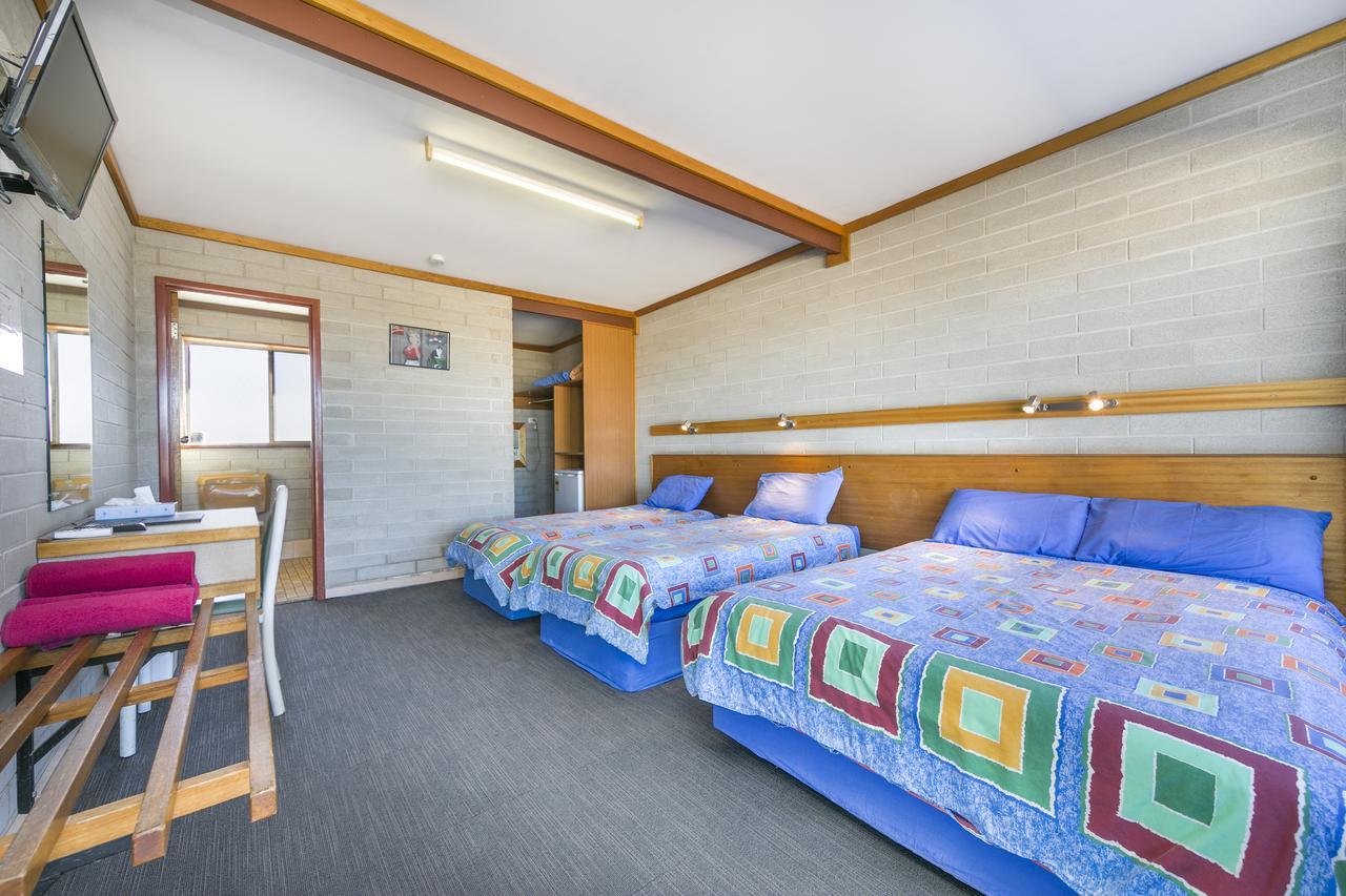 ホテル Nullarbor Roadhouse エクステリア 写真