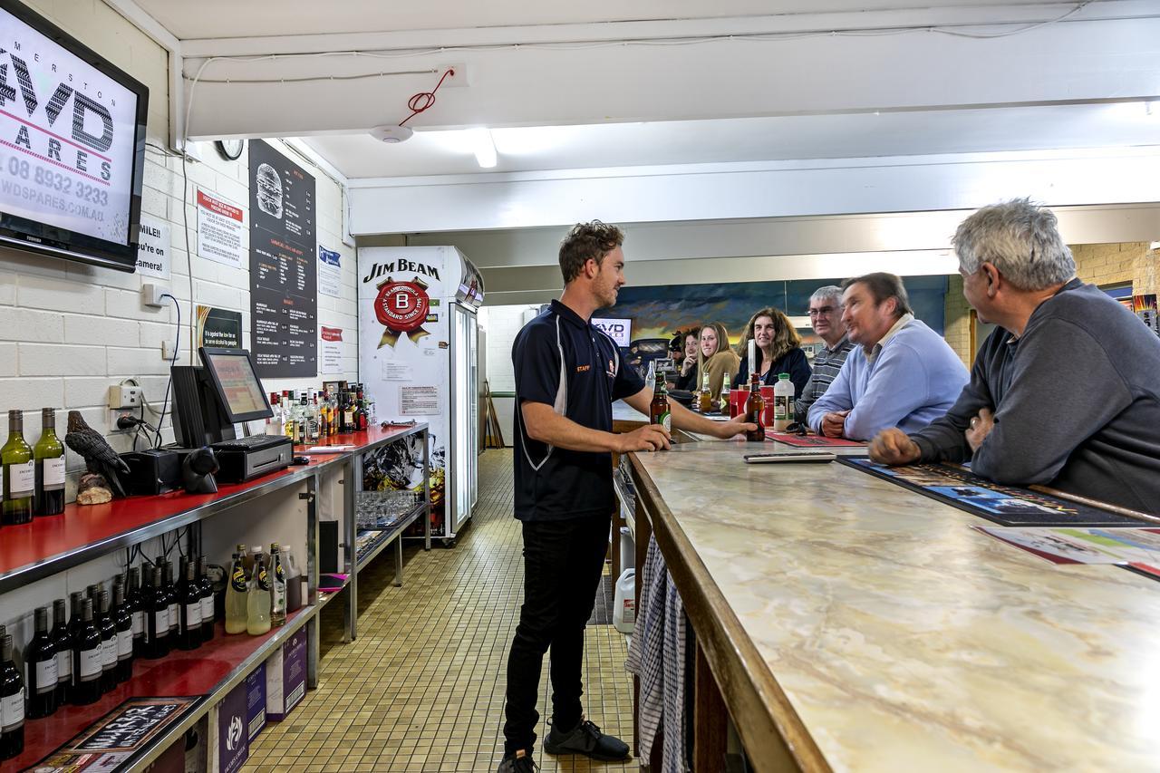 ホテル Nullarbor Roadhouse エクステリア 写真